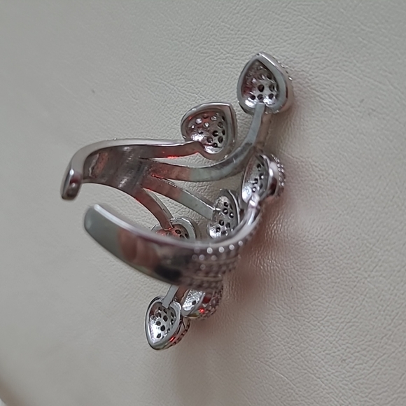 Rhinestone Resizable Ring - Picture 6 of 6